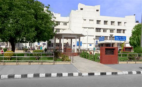 maharishi hospital in delhi